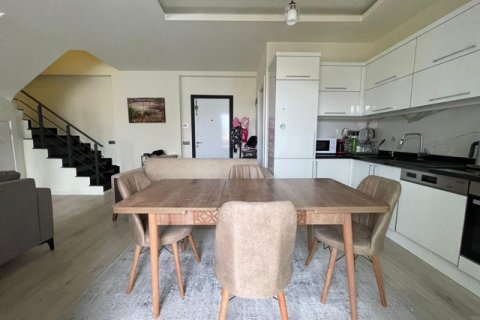 آپارتمان در  Antalya ، ترکیه 2 خوابه ، 130 متر مربع.  شماره 222517 - 22