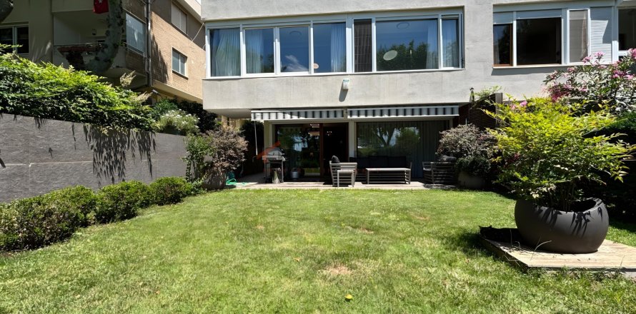 آپارتمان در Kadikoy، Istanbul ، ترکیه 4 خوابه ، 245 متر مربع. شماره 228311