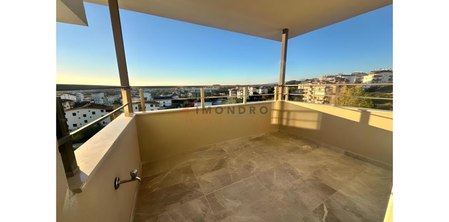 3+1 Apartment in Manavgat, Antalya, Turkey No. 215707