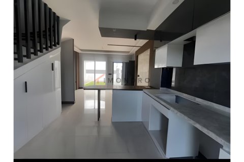 Apartment for sale in Manavgat, Antalya, Turkey, 2 bedrooms, 80m2, No. 215708 – photo 4