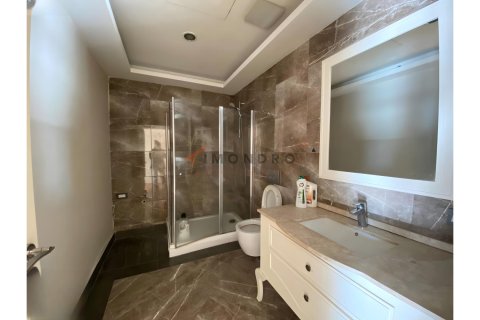 Продажа квартиры  в Газиосманпаше, Стамбуле, Турция 1+1, 90м2, №212761 – фото 11