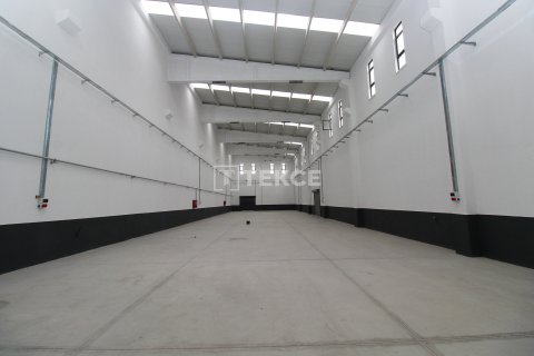 Продажа коммерческой недвижимости  в Акьюрте, Анкаре, Турция, 1700м2, №212454 – фото 6