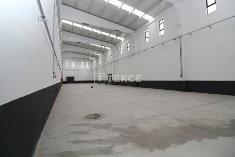 Продажа коммерческой недвижимости  в Акьюрте, Анкаре, Турция, 1700м2, №212454 – фото 7