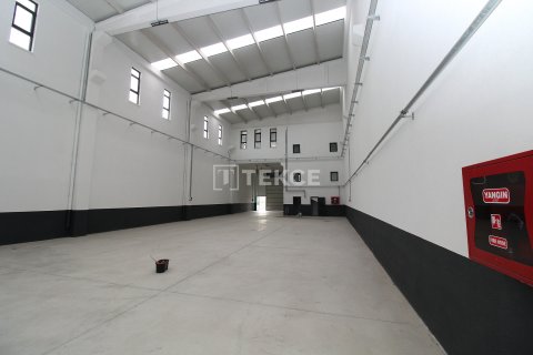 Продажа коммерческой недвижимости  в Акьюрте, Анкаре, Турция, 1700м2, №212454 – фото 11