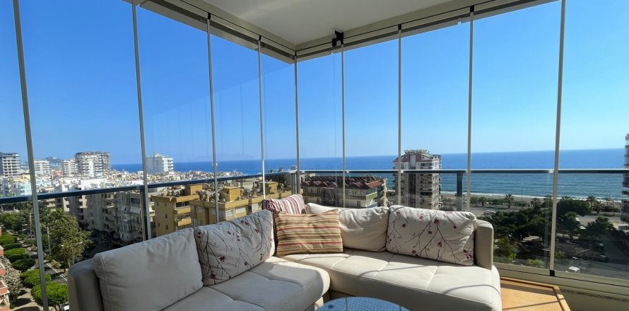 2+1 Lägenhet  i Mahmutlar, Antalya, Turkiet Nr. 232392