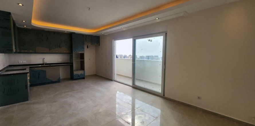 2+1 Penthouse  i Mahmutlar, Antalya, Tyrkiet Nr. 213148