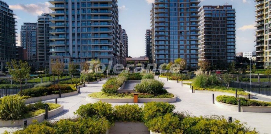 Daire  2+1  Zeytinburnu, İstanbul, Türkiye №212221