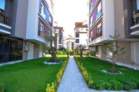 Продажа квартиры  в Анталье, Турция 1+1, 60м2, №215261 – фото 3