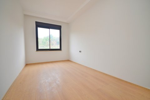 Аренда квартиры  в Аланье, Анталье, Турция 5+1, 240м2, №216566 – фото 24