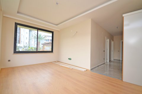 Аренда квартиры  в Аланье, Анталье, Турция 5+1, 240м2, №216566 – фото 12