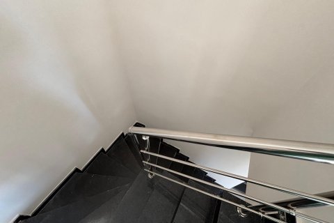 Аренда квартиры  в Аланье, Анталье, Турция 2+1, 90м2, №216565 – фото 11