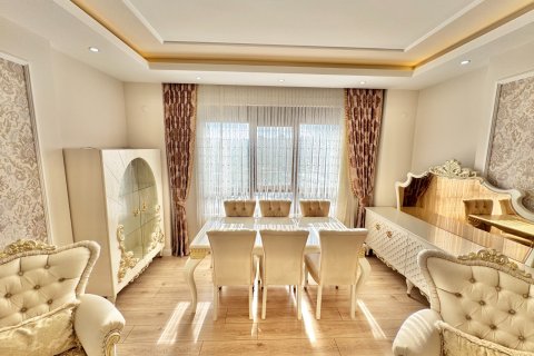 Аренда квартиры  в Аланье, Анталье, Турция 4+1, 270м2, №216571 – фото 18