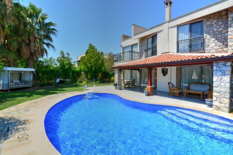 3+1 Villa  in Fethiye, Mugla, Türkei Nr. 232524 - 3