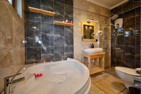 3+1 Villa  in Fethiye, Mugla, Türkei Nr. 232524 - 18