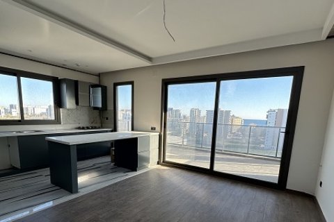 4+1 Apartment in Mersin, Turkey No. 231401