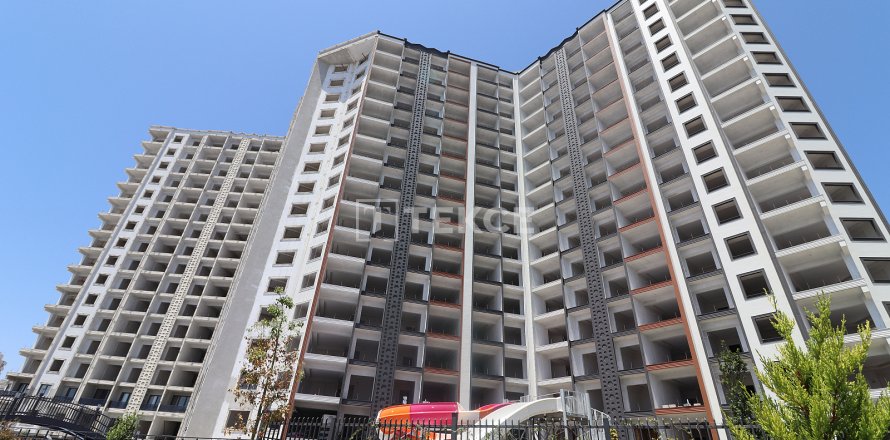 Daire  1+1  Erdemli, Mersin, Türkiye №212943