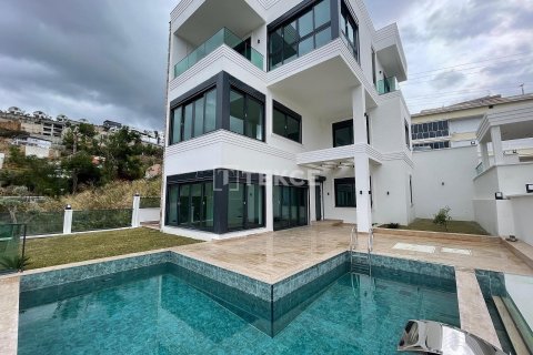 3+1 Villa i Alanya, Antalya, Turkiet Nr. 223097 - 1