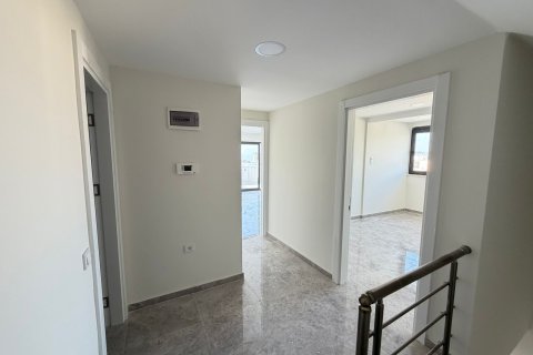 2+1 Leilighet  i Mahmutlar, Antalya, Tyrkia Nr. 221557 - 8