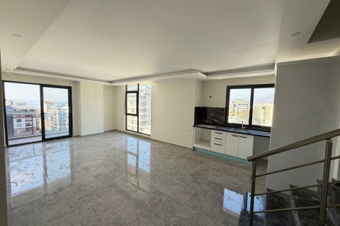 2+1 Leilighet  i Mahmutlar, Antalya, Tyrkia Nr. 221557