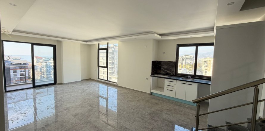 2+1 Leilighet  i Mahmutlar, Antalya, Tyrkia Nr. 221557