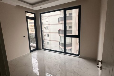 2+1 Leilighet  i Mahmutlar, Antalya, Tyrkia Nr. 221560 - 4