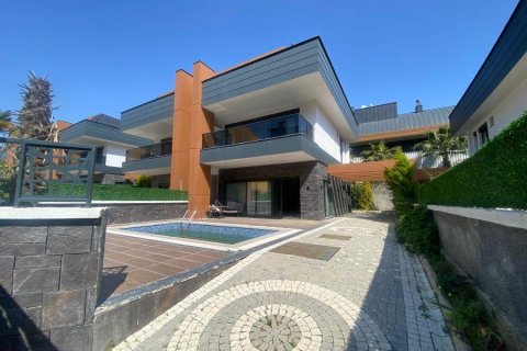 ویلا در Avsallar ، ترکیه 226 متر مربع. شماره 221561