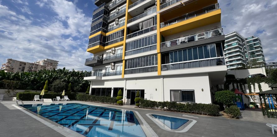 4+1 Lägenhet  i Mahmutlar, Antalya, Turkiet Nr. 223198